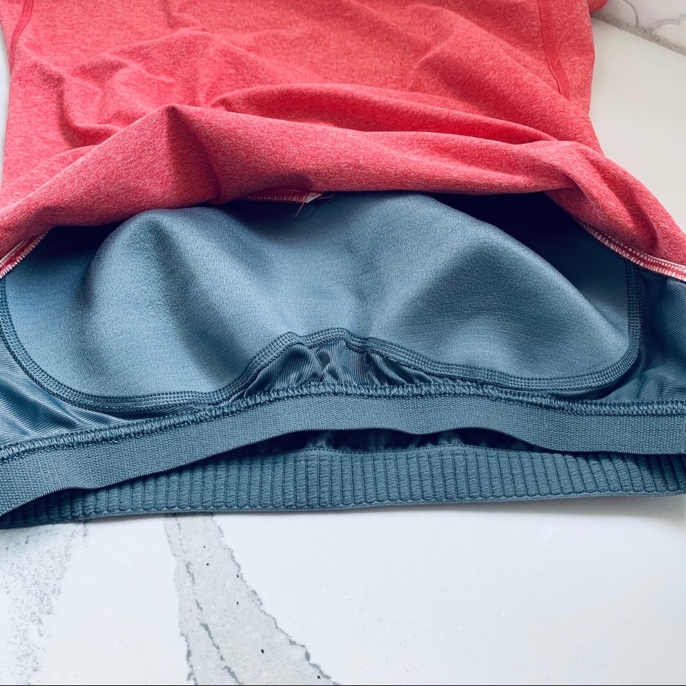 Nike Tank with Built in Shelf Bra - Picture 6 of 8